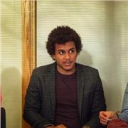 Professeur anglophone et écrivain anglais propose des cours